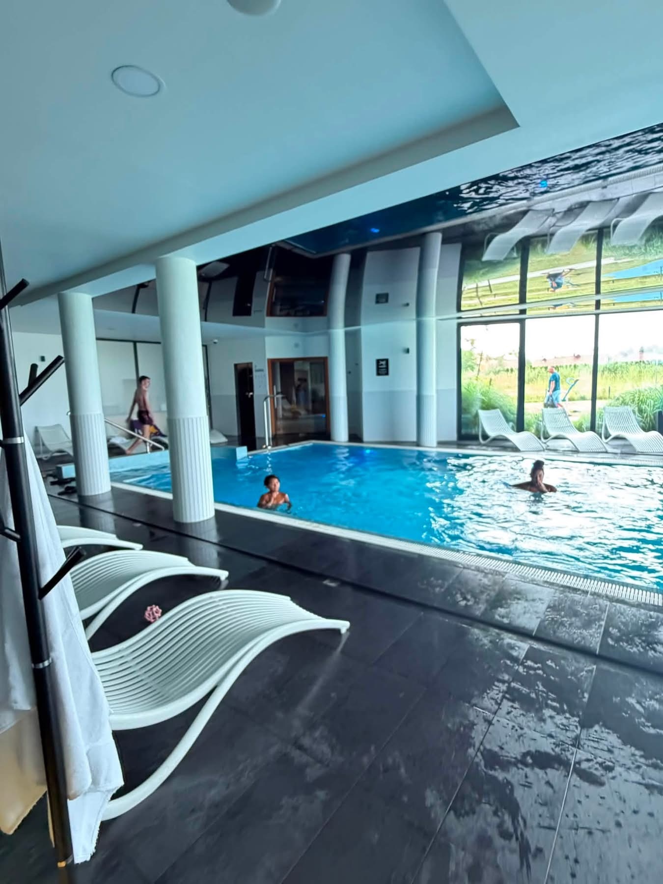 Apartament z basenem w Westin House Resort — miniatura 3