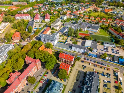 Gotowe do zamieszkania | 3 pokoje + ogródek + garaż — miniatura 1